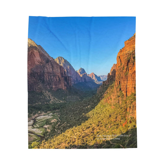 Zion National Park Velveteen Plush Blanket - Cozy Soft Throw, Scenic Home Decor, Gift for Nature Lovers, Camping & Outdoor Essentials